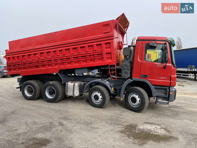 Самосвал Mercedes-Benz Actros 2008 в Умани