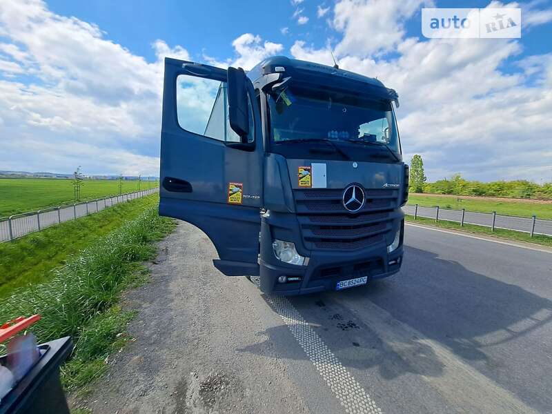 Тягач Mercedes-Benz Actros 2014 в Жидачові