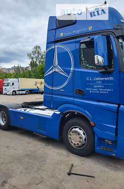 Тягач Mercedes-Benz Actros 2013 в Броварах