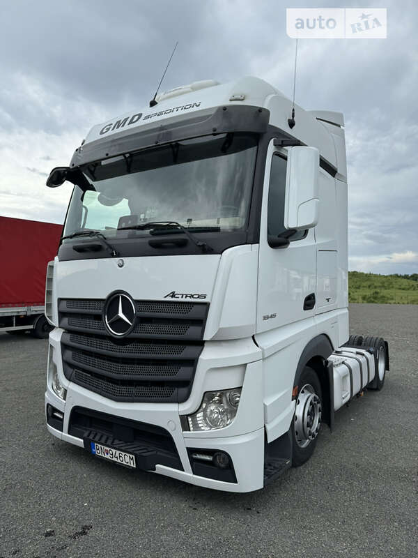 Тягач Mercedes-Benz Actros 2017 в Іршаві
