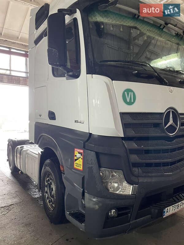 Тягач Mercedes-Benz Actros 2014 в Буче