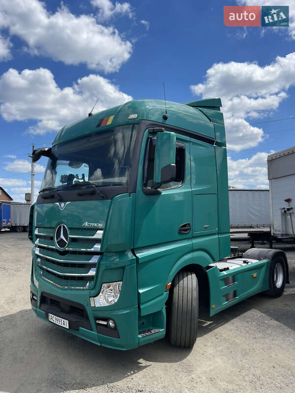 Тягач Mercedes-Benz Actros 2013 в Луцке