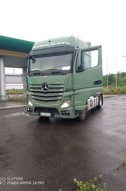 Тягач Mercedes-Benz Actros 2015 в Ивано-Франковске