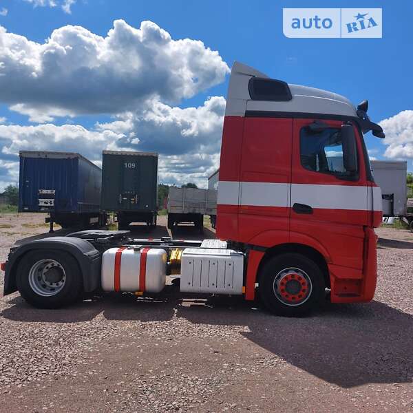 Тягач Mercedes-Benz Actros 2014 в Києві фото 4 Тягач Mercedes-Benz Actros 2014 в Києві