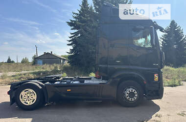 Тягач Mercedes-Benz Actros 2014 в 