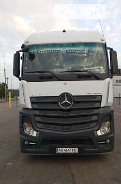 Тягач Mercedes-Benz Actros 2015 в Ужгороді