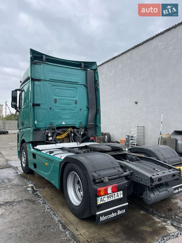 Тягач Mercedes-Benz Actros 2013 в Луцке