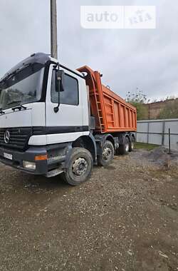 Самосвал Mercedes-Benz Actros 2000 в Черновцах