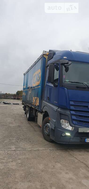 Тентованый Mercedes-Benz Actros 2015 в Славуте