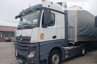 Тягач Mercedes-Benz Actros 2014 в Мукачевому