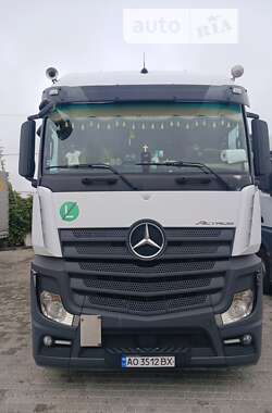 Тягач Mercedes-Benz Actros 2014 в Мукачевому