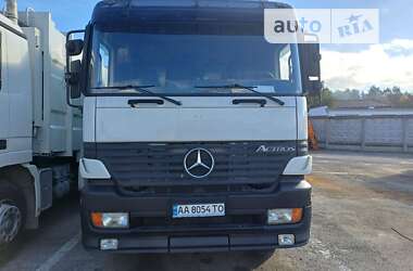 Сміттєвоз Mercedes-Benz Actros 2001 в Києві