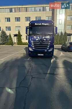 Тягач Mercedes-Benz Actros 2013 в Киеве