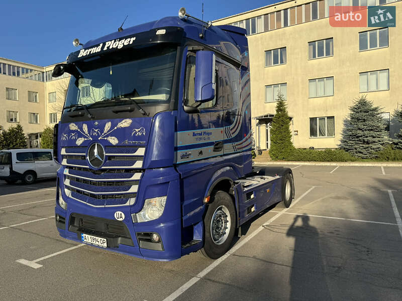 Тягач Mercedes-Benz Actros 2013 в Киеве