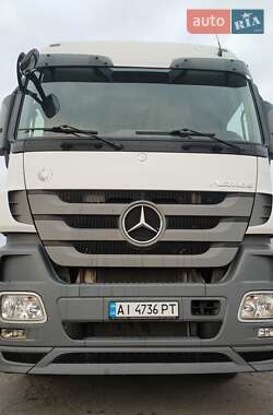 Тягач Mercedes-Benz Actros 2017 в 