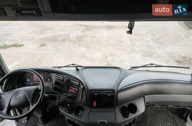 Тягач Mercedes-Benz Actros 2017 в 