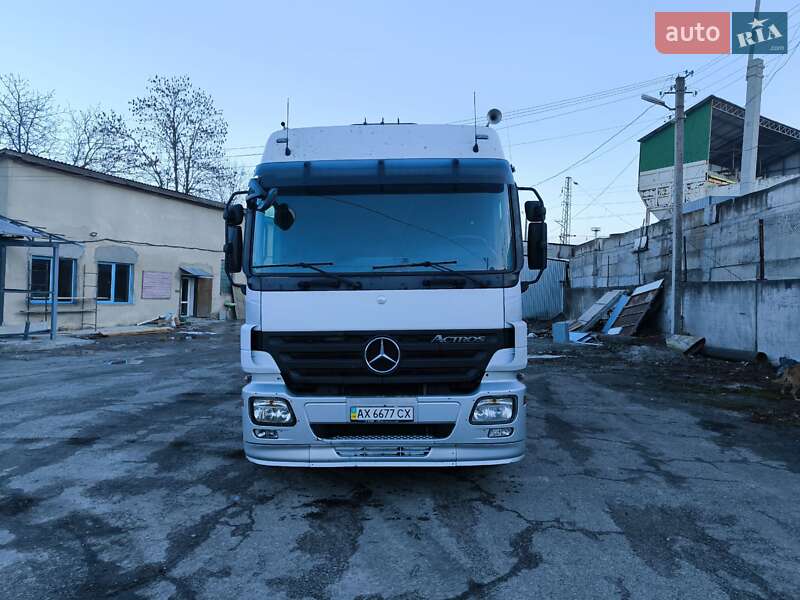 Вантажний фургон Mercedes-Benz Actros 2007 в Львові