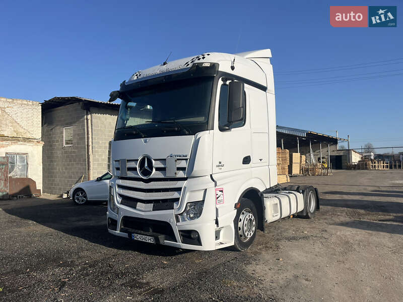 Mercedes-Benz Actros 2014 Mercedes-Benz Actros 2014