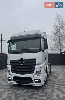 Тягач Mercedes-Benz Actros 2016 в Киеве