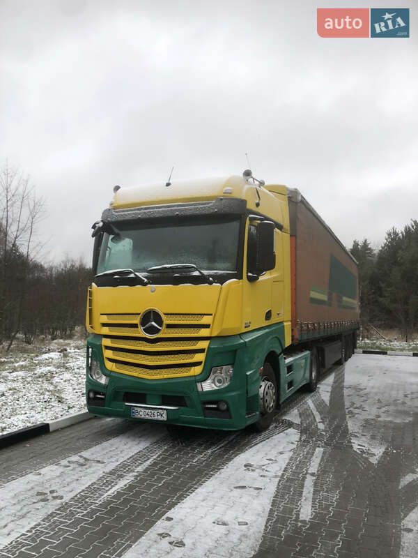 Тягач Mercedes-Benz Actros 2013 в Львове