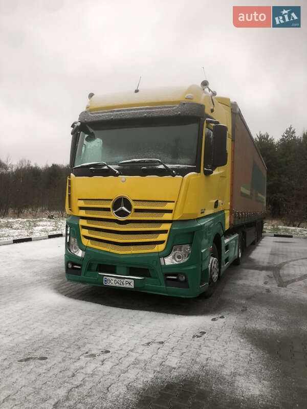 Тягач Mercedes-Benz Actros 2013 в Львове