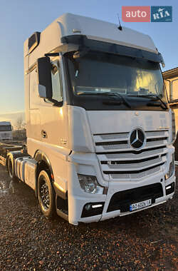 Тягач Mercedes-Benz Actros 2012 в Иршаве