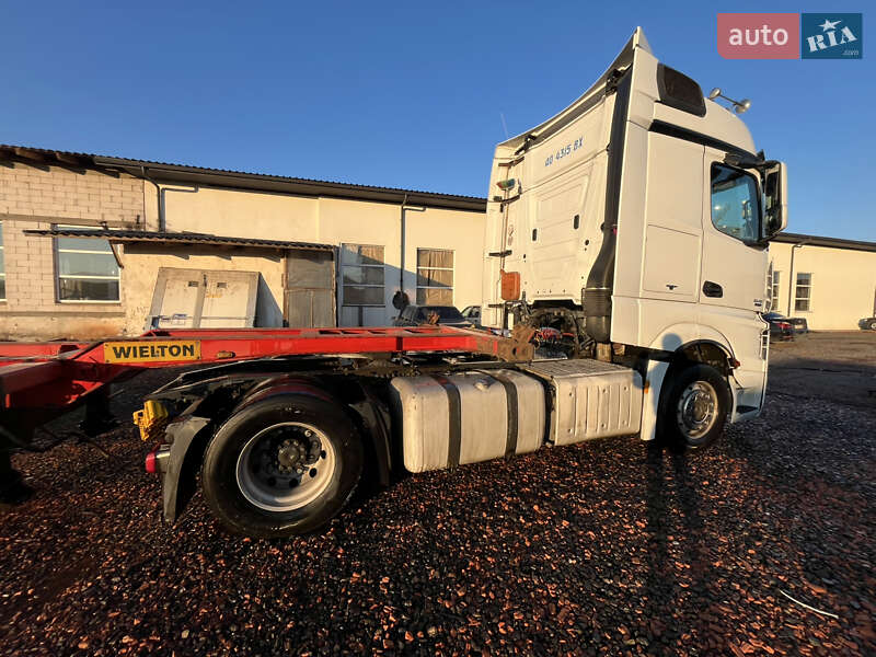 Тягач Mercedes-Benz Actros 2013 в Иршаве
