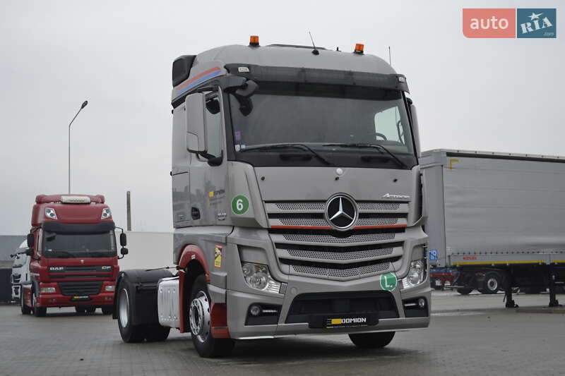 Тягач Mercedes-Benz Actros 2013 в Хусте