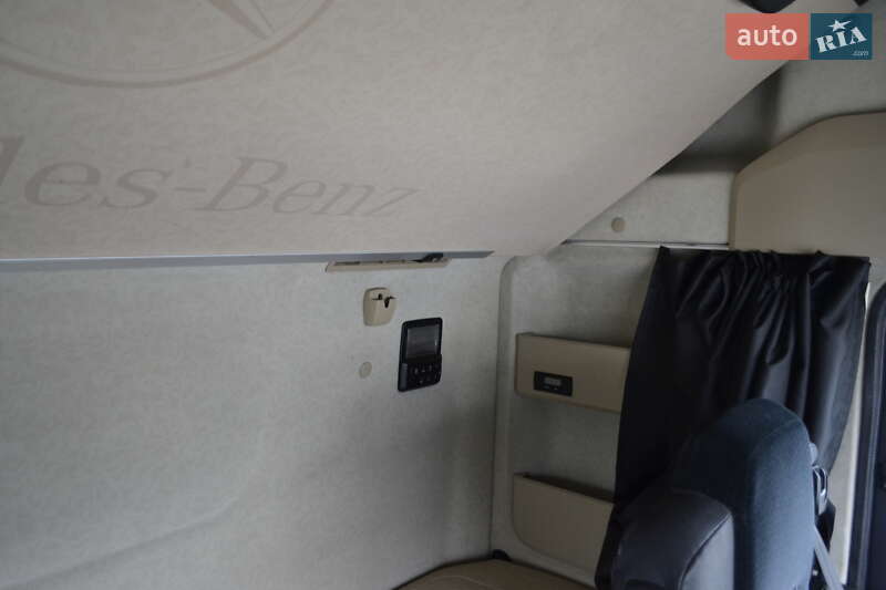 Тягач Mercedes-Benz Actros 2013 в Хусте