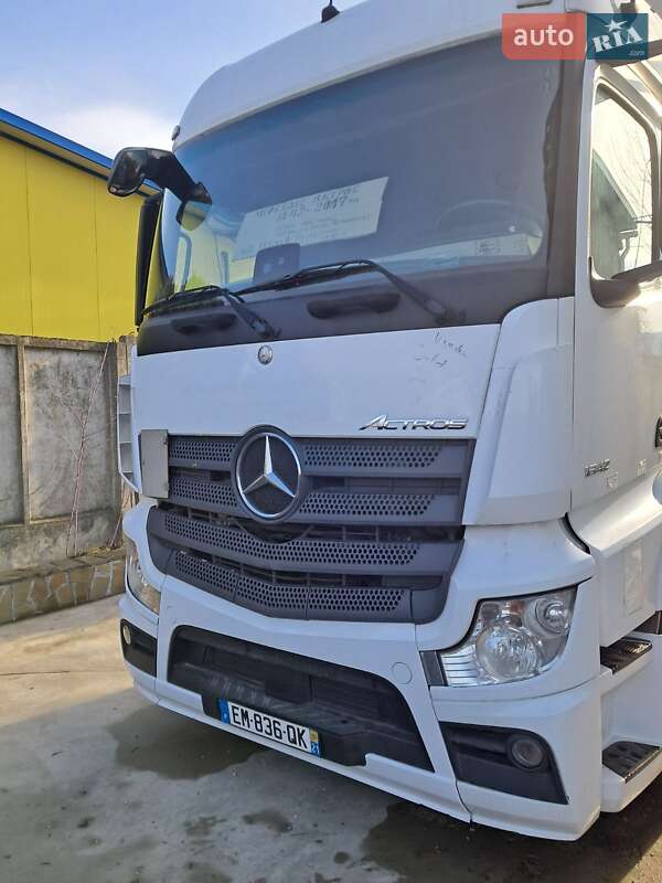 Тягач Mercedes-Benz Actros 2017 в Львові