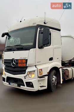 Бензовоз Mercedes-Benz Actros 2014 в 
