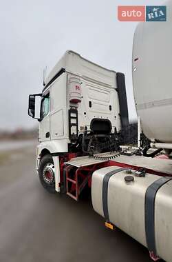 Бензовоз Mercedes-Benz Actros 2014 в 