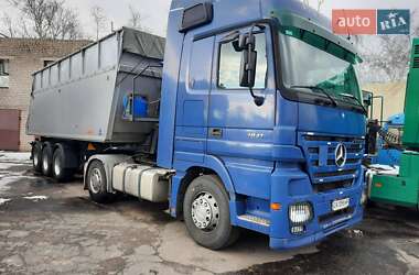 Тягач Mercedes-Benz Actros 2004 в 
