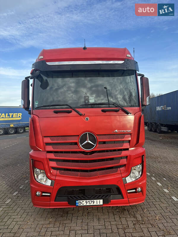 Тягач Mercedes-Benz Actros 2013 в Шептицькому