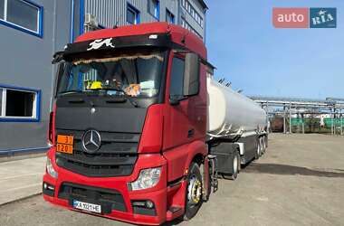 Тягач Mercedes-Benz Actros 2013 в Киеве