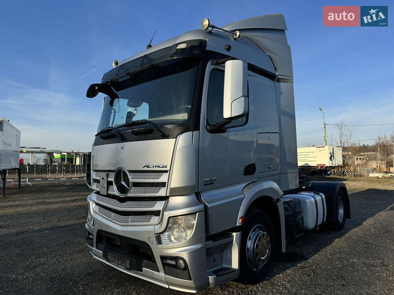 Тягач Mercedes-Benz Actros 2012 в Черновцах