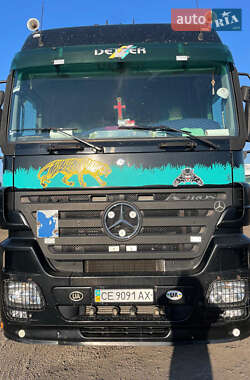 Тентований Mercedes-Benz Actros 2005 в 