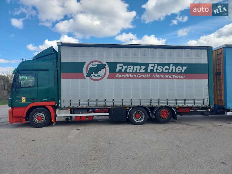 Тентованый Mercedes-Benz Actros 2005 в 