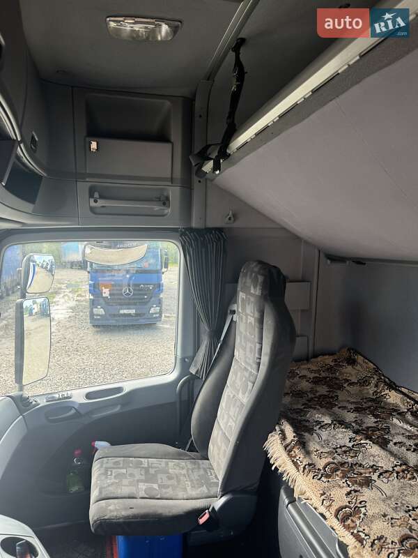 Тентованый Mercedes-Benz Actros 2008 в Черновцах