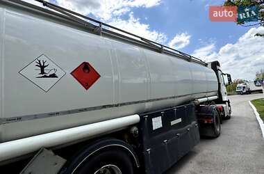 Тягач Mercedes-Benz Actros 2014 в 