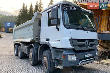 Самосвал Mercedes-Benz Actros 2013 в Ивано-Франковске