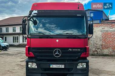 Грузовой фургон Mercedes-Benz Actros 2007 в Полтаве