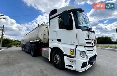 Бензовоз Mercedes-Benz Actros 2014 в 