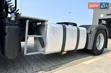 Тягач Mercedes-Benz Actros 2015 в 