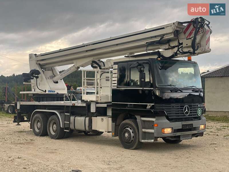Mercedes-Benz Actros 2000