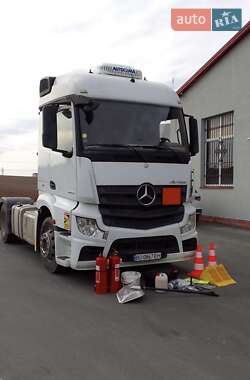 Тягач Mercedes-Benz Actros 2014 в 