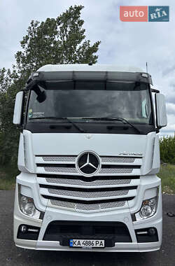 Тягач Mercedes-Benz Actros 2014 в Києві