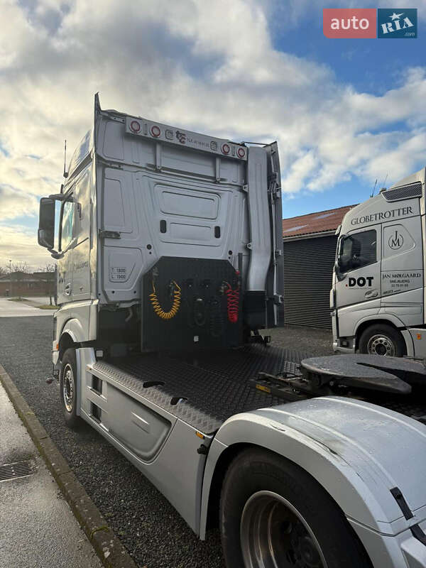 Тягач Mercedes-Benz Actros 2016 в Житомире
