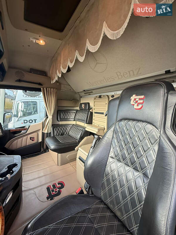 Тягач Mercedes-Benz Actros 2016 в Житомире