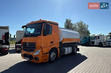 Бензовоз Mercedes-Benz Actros 2013 в Виннице